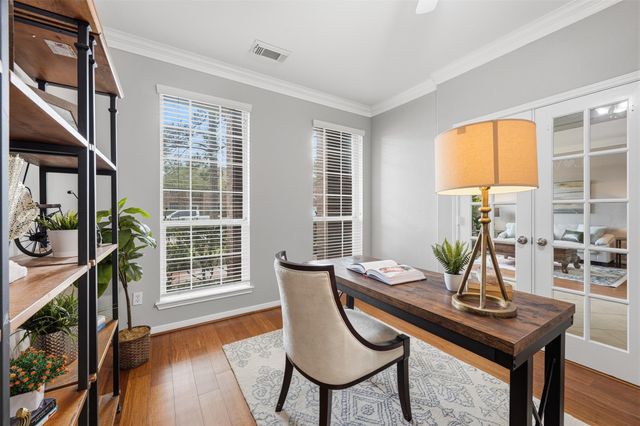 2104 Rushing Spring Drive, Pearland, TX 77584