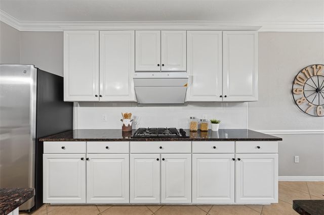 2104 Rushing Spring Drive, Pearland, TX 77584