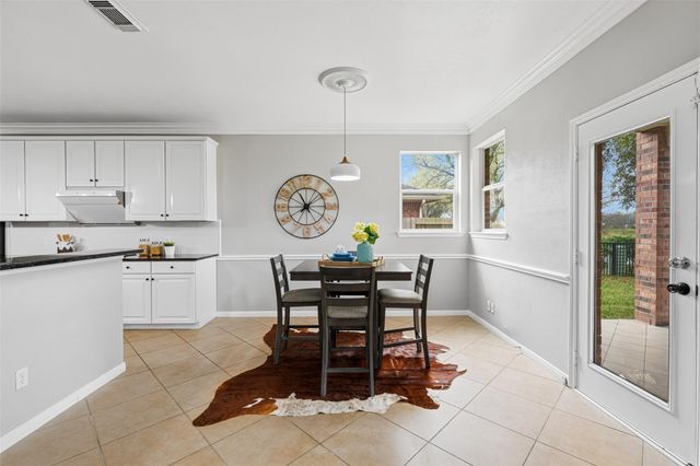 2104 Rushing Spring Drive, Pearland, TX 77584