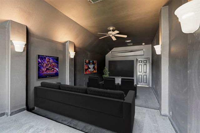 2104 Rushing Spring Drive, Pearland, TX 77584