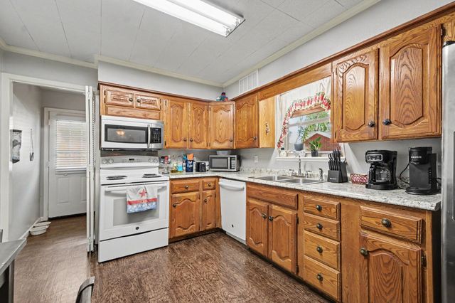 13650 Pyramid Drive, Farmers Branch, TX 75234