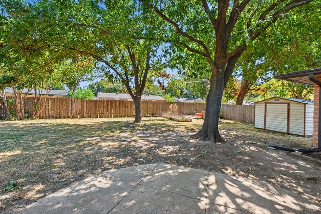 13650 Pyramid Drive, Farmers Branch, TX 75234