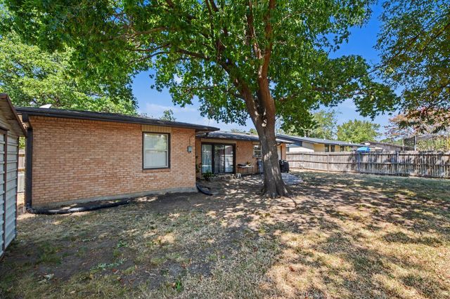 13650 Pyramid Drive, Farmers Branch, TX 75234