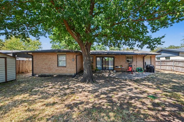 13650 Pyramid Drive, Farmers Branch, TX 75234