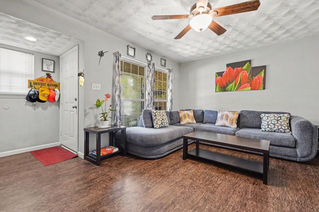 13650 Pyramid Drive, Farmers Branch, TX 75234