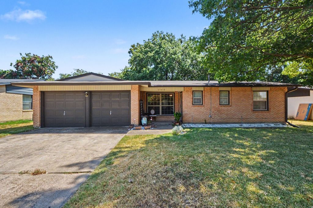 13650 Pyramid Drive, Farmers Branch, TX 75234 — photo 2