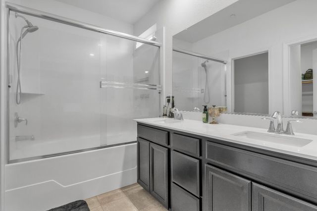 3805 Amelia Rose Way, Sacramento, CA 95834