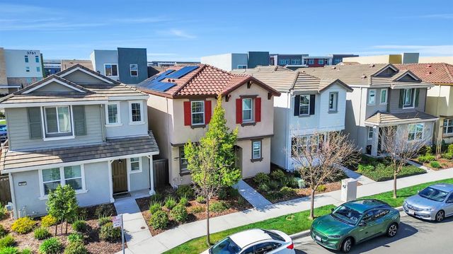 3805 Amelia Rose Way, Sacramento, CA 95834