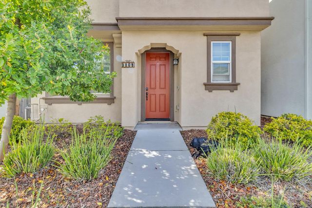 3805 Amelia Rose Way, Sacramento, CA 95834