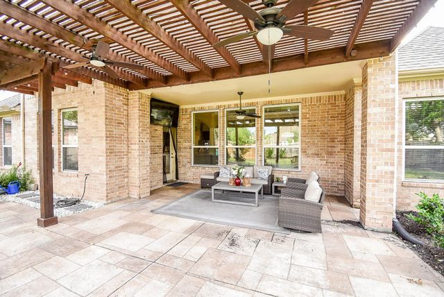 1619 Caledonia Trail, Sugar Land, TX 77479