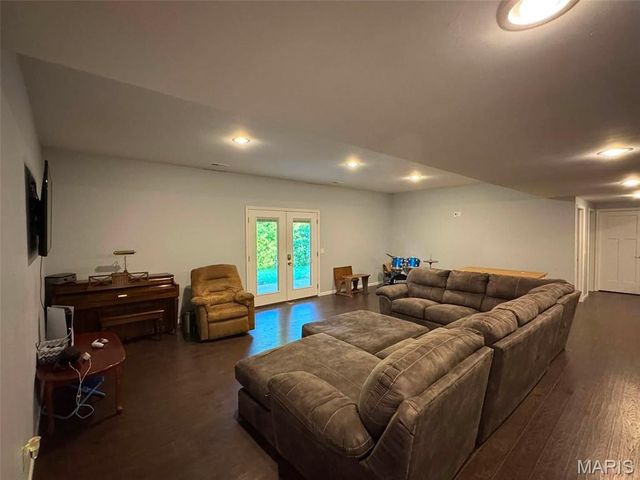 58846 Scotts Lane, New London, MO 63459