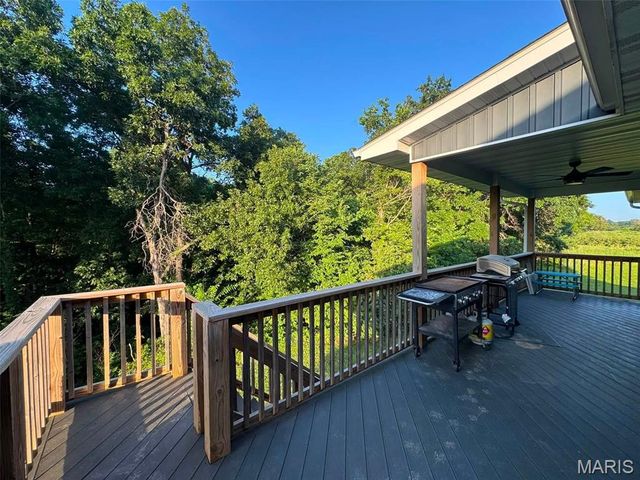 58846 Scotts Lane, New London, MO 63459