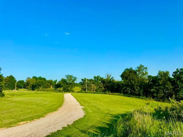 58846 Scotts Lane, New London, MO 63459