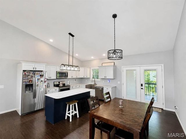 58846 Scotts Lane, New London, MO 63459