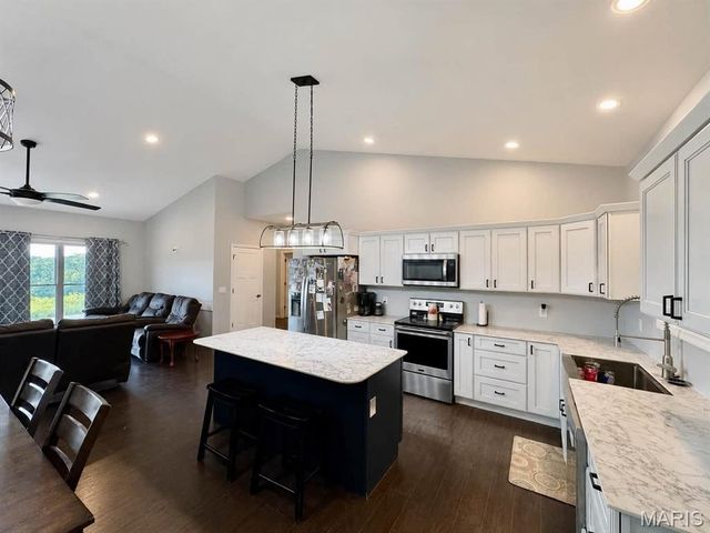58846 Scotts Lane, New London, MO 63459
