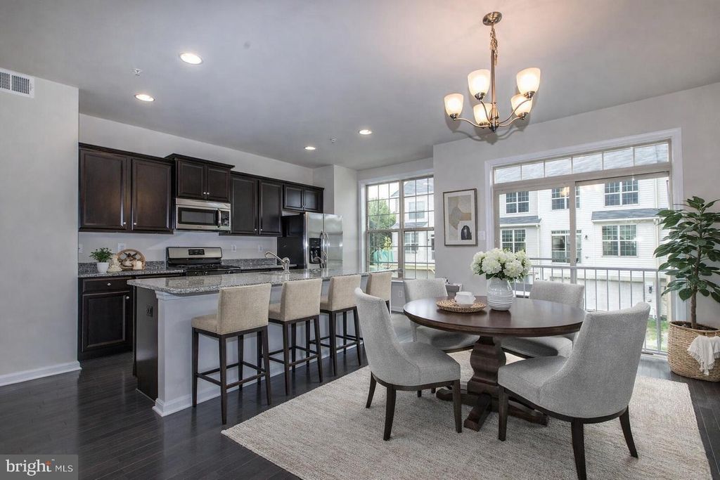 Image 6 of property listing at 15440 GENERAL LAFAYETTE BLVD, Brandywine, MD 20613