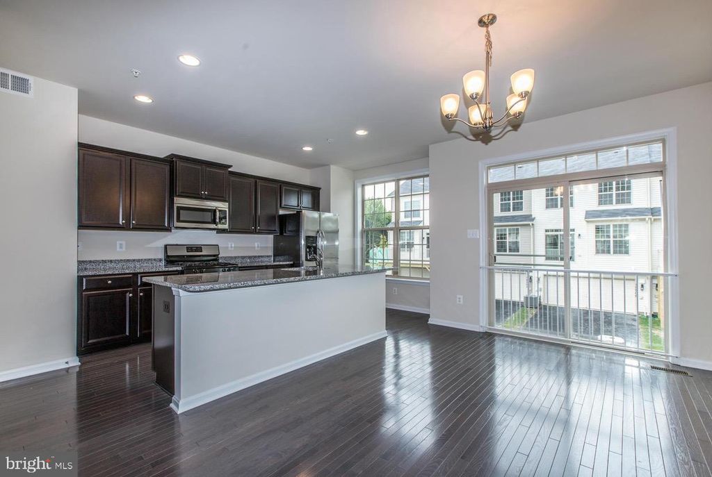 Image 8 of property listing at 15440 GENERAL LAFAYETTE BLVD, Brandywine, MD 20613