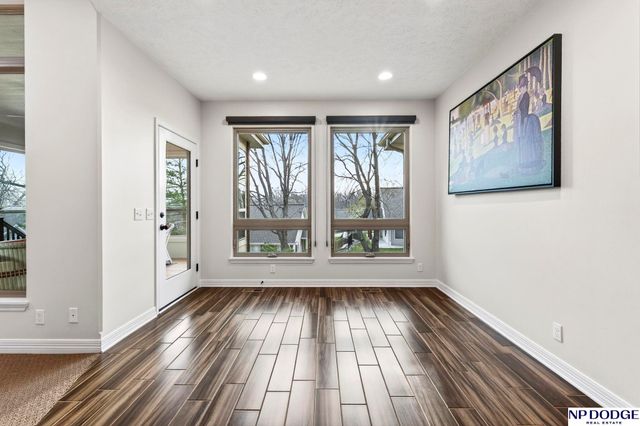 4735 S 154th Plaza, Omaha, NE 68137