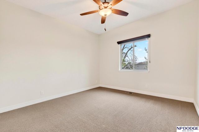 4735 S 154th Plaza, Omaha, NE 68137