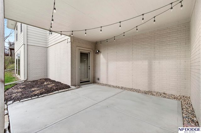 4735 S 154th Plaza, Omaha, NE 68137