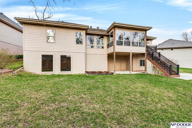 4735 S 154th Plaza, Omaha, NE 68137