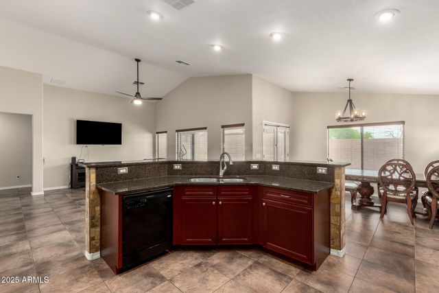 25212 W MALDONADO Drive, Buckeye, AZ 85326