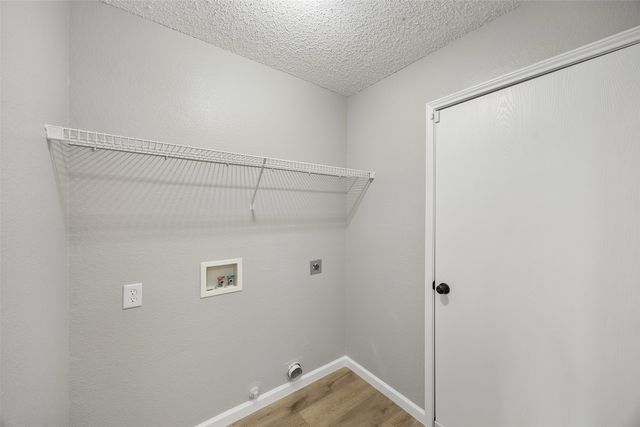902 Post Oak Trail, Anna, TX 75409