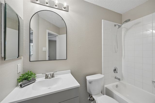 902 Post Oak Trail, Anna, TX 75409