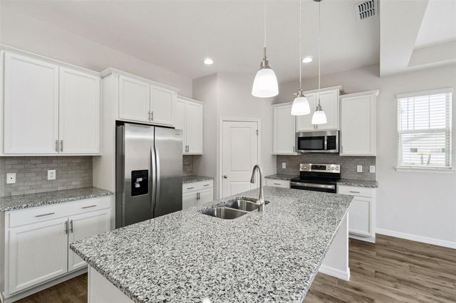 841 UNDERWOOD AVENUE, St Cloud, FL 34771