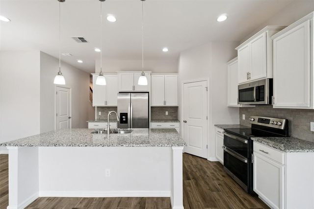 841 UNDERWOOD AVENUE, St Cloud, FL 34771