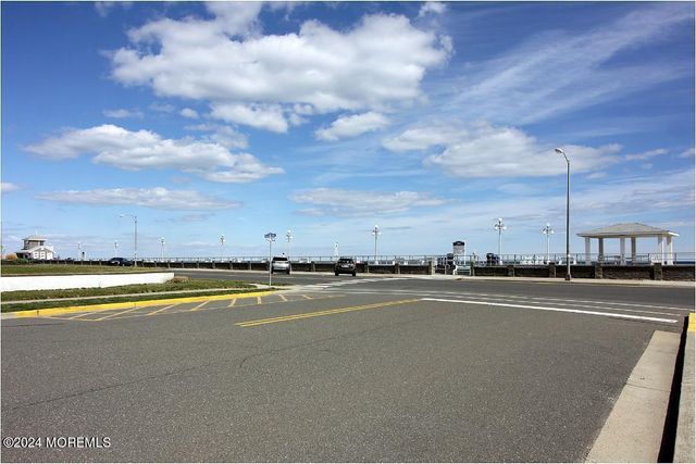 15 Garfield Avenue 102, Avon-by-the-sea, NJ 07717