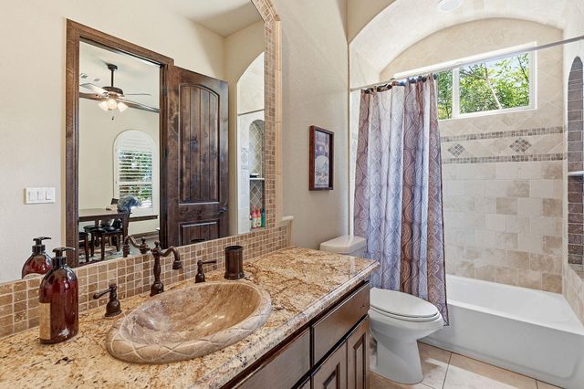 816 Brave Face ST, Leander, TX 78641