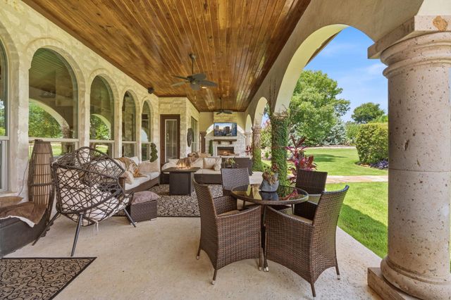 816 Brave Face ST, Leander, TX 78641