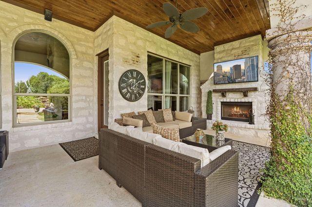 816 Brave Face ST, Leander, TX 78641