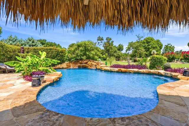 816 Brave Face ST, Leander, TX 78641