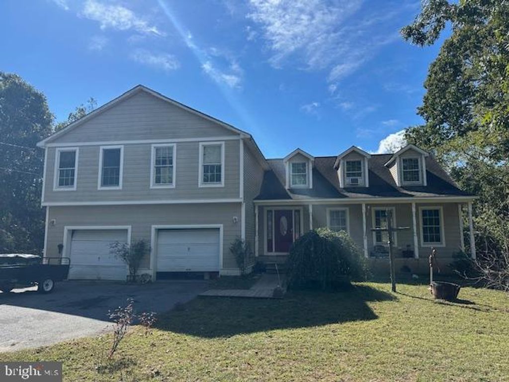 15 BROOKS AVE, Cape May Court House, NJ 08210