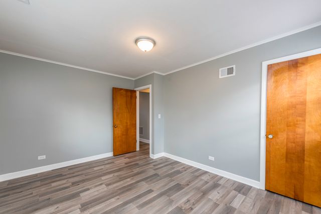 400 7th Avenue, Libertyville, IL 60048