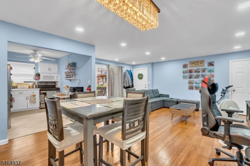 527 Andria Ave, Hillsborough Twp., NJ 08844 — photo 4