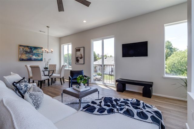 3308 Birmingham Avenue C11, Dallas, TX 75210