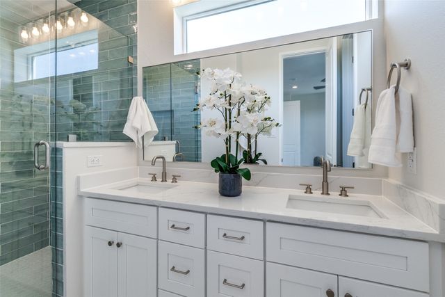 3308 Birmingham Avenue C11, Dallas, TX 75210