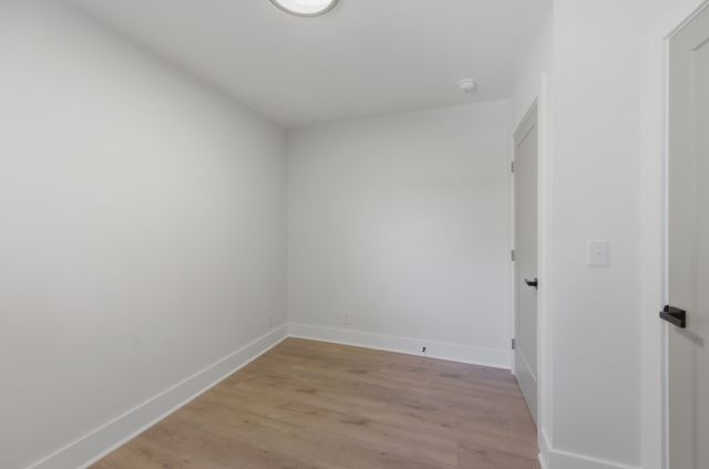 3004 Lakeshore Dr, Old Hickory, TN 37138