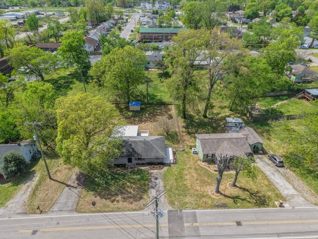 3004 Lakeshore Dr, Old Hickory, TN 37138