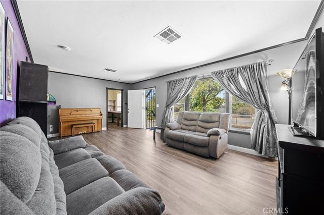 34347 Fairview Drive, Yucaipa, CA 92399