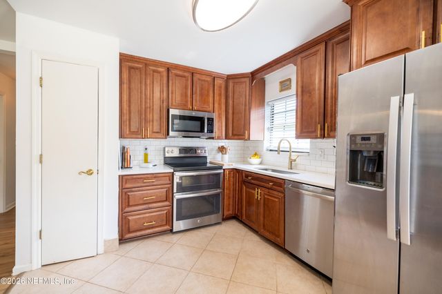 12887 BENTWATER Drive, Jacksonville, FL 32246