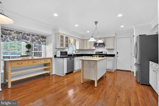 6125 SANDSTONE CT, Clifton, VA 20124