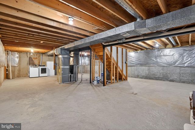 6125 SANDSTONE CT, Clifton, VA 20124