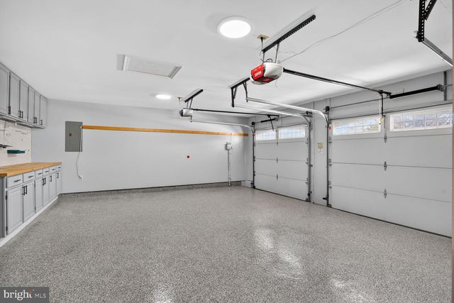 6125 SANDSTONE CT, Clifton, VA 20124