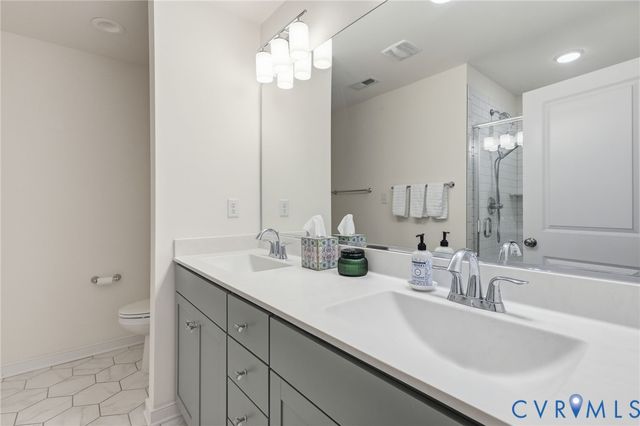 14323 Michaux Village Dr, Midlothian, VA 23113