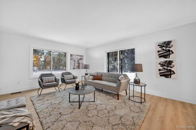 3643 Noble Road, Oxford, MI 48370