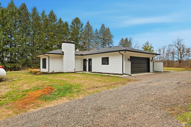 3643 Noble Road, Oxford, MI 48370